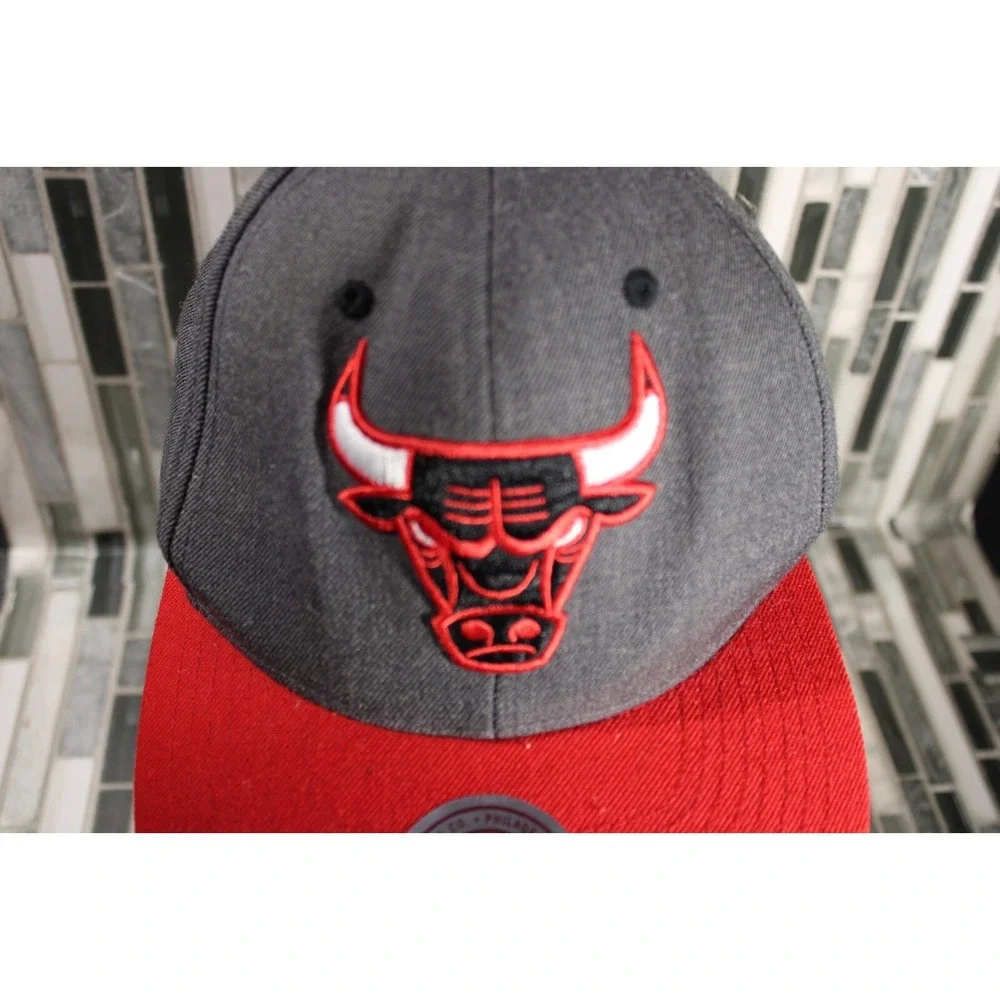 Mitchell Ness Bulls Snapback‎ Hat